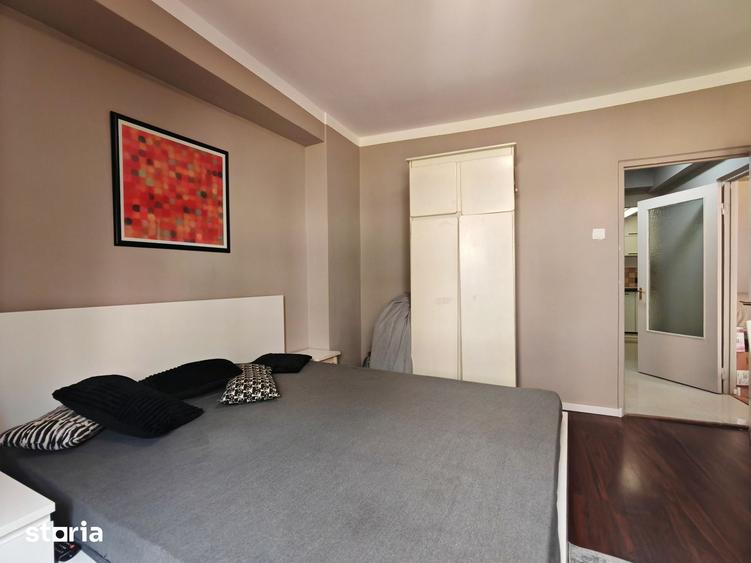 Apartament cu 3 camere semidecomandat în Ultracentral