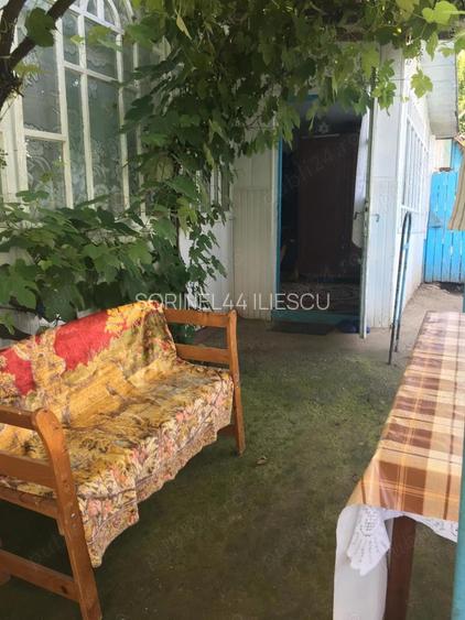 De vanzare casa ?i gradina
