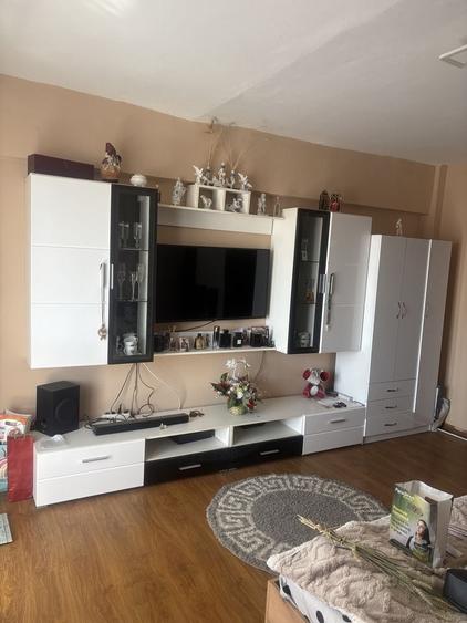 Apartament de Vanzare - 1