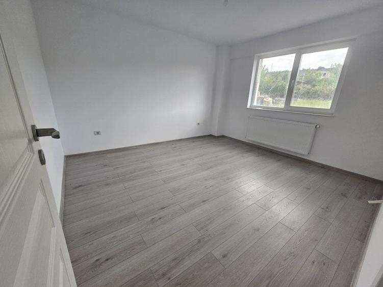 Apartament cu 2 camere decomandat în Bucium