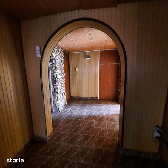 Apartament cu 4 camere în Berceni