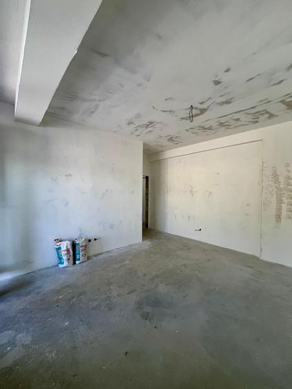 Apartament cu 2 camere decomandat în City Park Mall
