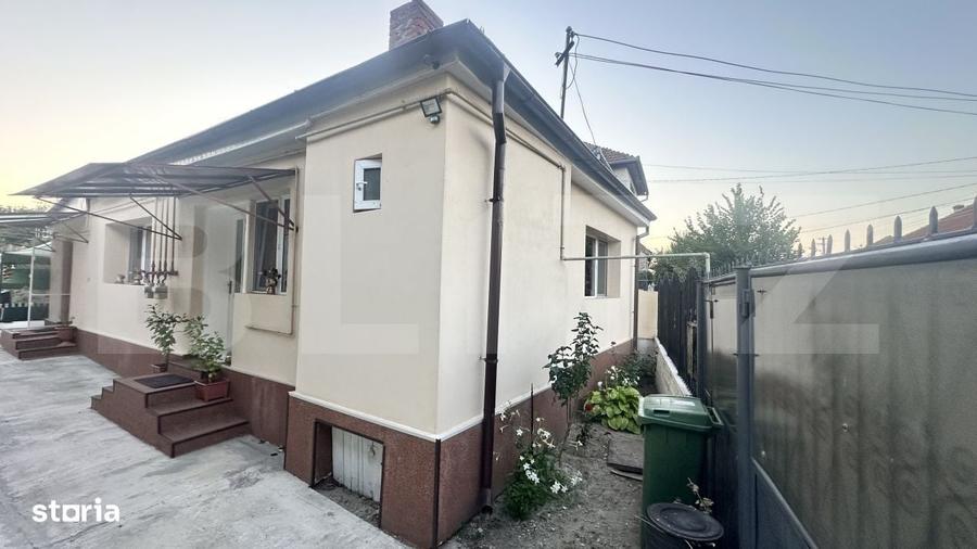 Casă cu 3 camere în Cârăști