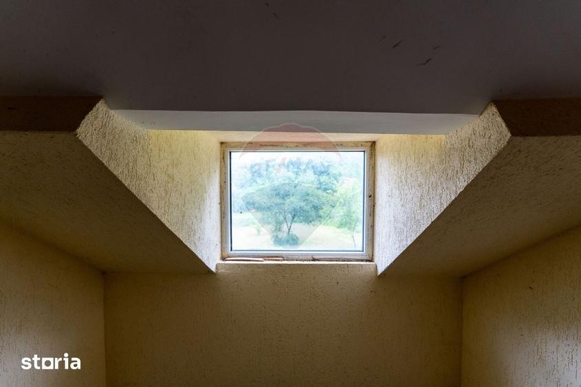 Casa / Vila in Crisan , com Ribita, jud Hunedoara - 4