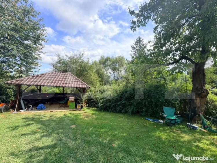 Casă cu 6 camere cu Teren 2000 Mp în Predeluț