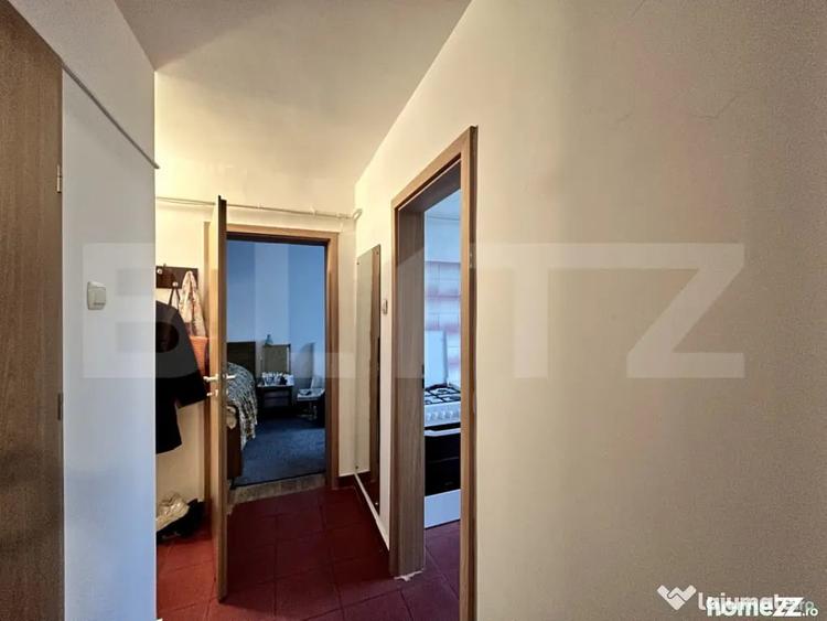 Apartament cu 3 camere semidecomandat în Andrei Mureșanu