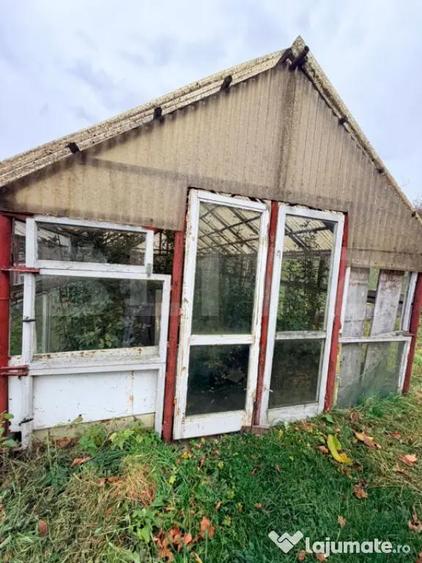 Casă cu 7 camere cu Teren 2285 Mp în Tohanu Vechi