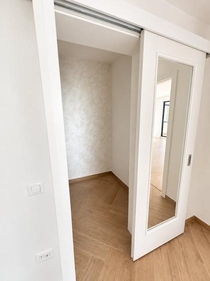Apartament cu 3 camere decomandat în 1 Mai