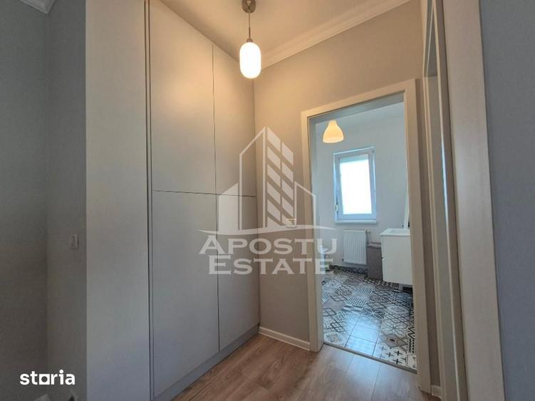 Apartament cu 3 camere, mobilat în Giroc