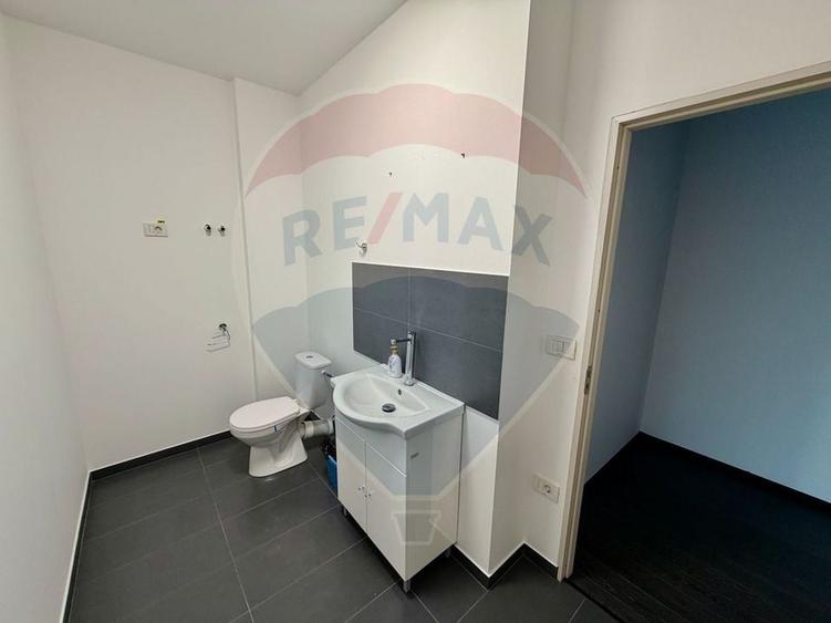 Spațiu comercial, de 270 mp, în Nord