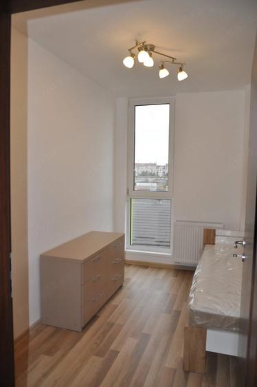 Apartament cu 3 camere decomandat în Complex Studențesc