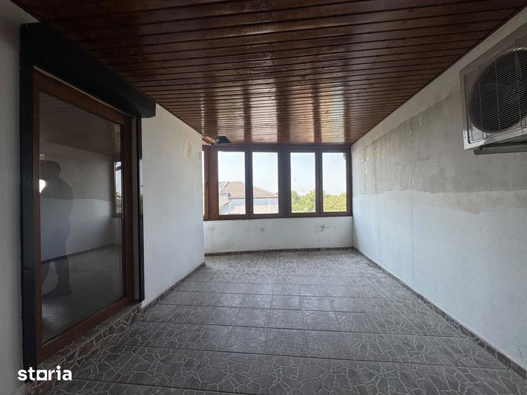 Casă cu 6 camere cu Teren 168 Mp în Central