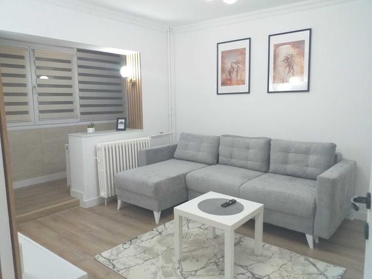 Garsonieră decomandată în Eremia