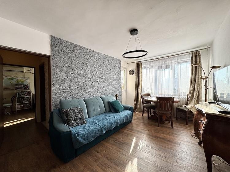 Apartament cu 2 camere semidecomandat, mobilat în Drumul Taberei — fotografia 3