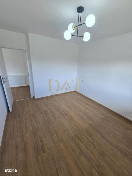 Apartament cu 3 camere în Baciu