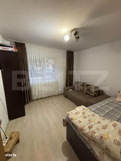 Apartament cu 3 camere decomandat în Burdujeni