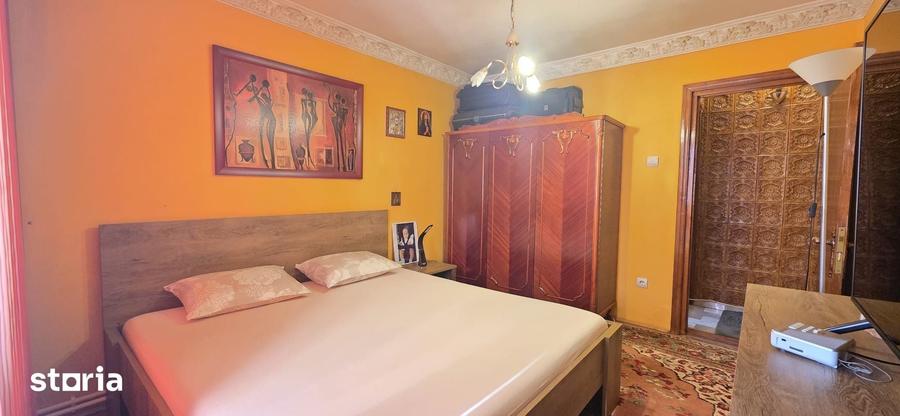 Apartament cu 3 camere decomandat în Gara