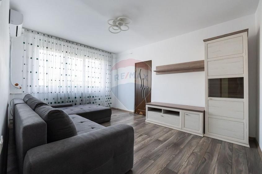 Apartament cu 2 camere semidecomandat, mobilat în Craiovei