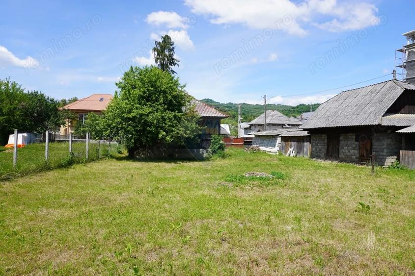 Casă cu 3 camere cu Teren 1922 Mp în Săliște
