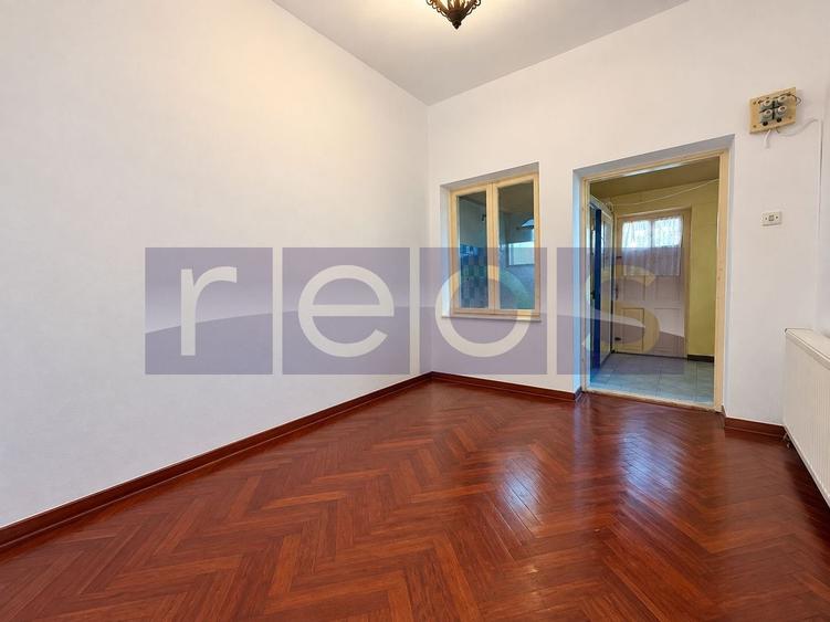 DE VANZARE CASA INTERBELICA  – 3 CAMERE - METROU STEFAN CEL MARE - 3