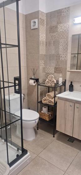 Garsonieră decomandată în Central