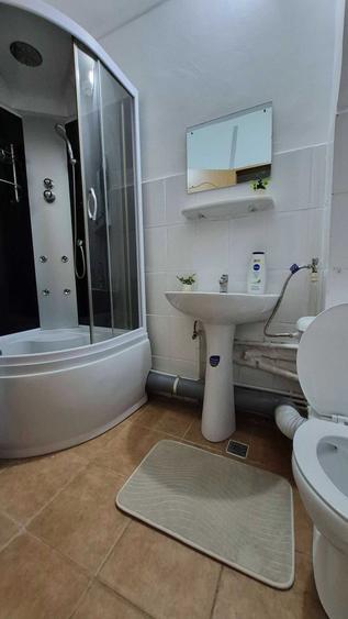 Garsonieră decomandată în Central