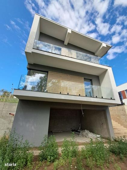 Casă cu 4 camere în Popești