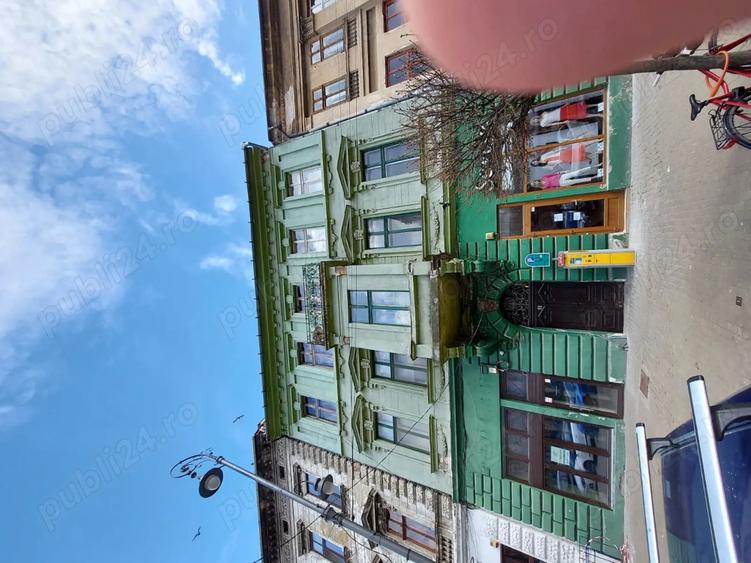 Apartament cu 3 camere semidecomandat în Ultracentral