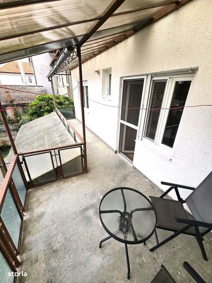 Casă cu 4 camere cu Teren 280 Mp în Central