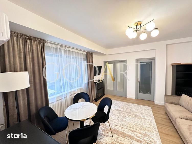 Apartament cu 2 camere, mobilat în Victoriei