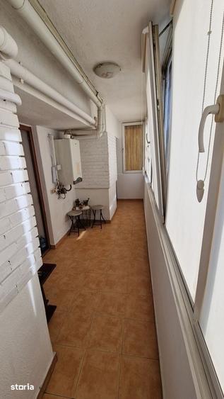 Apartament cu 2 camere decomandat în Moșilor