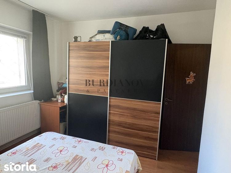 Apartament cu 3 camere decomandat în Rahova