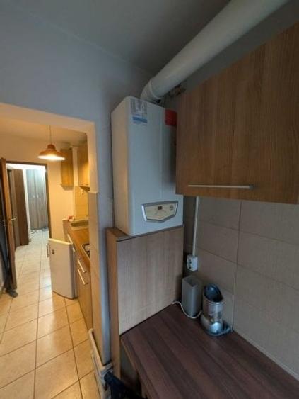Garsonieră decomandată, mobilată în Pajura