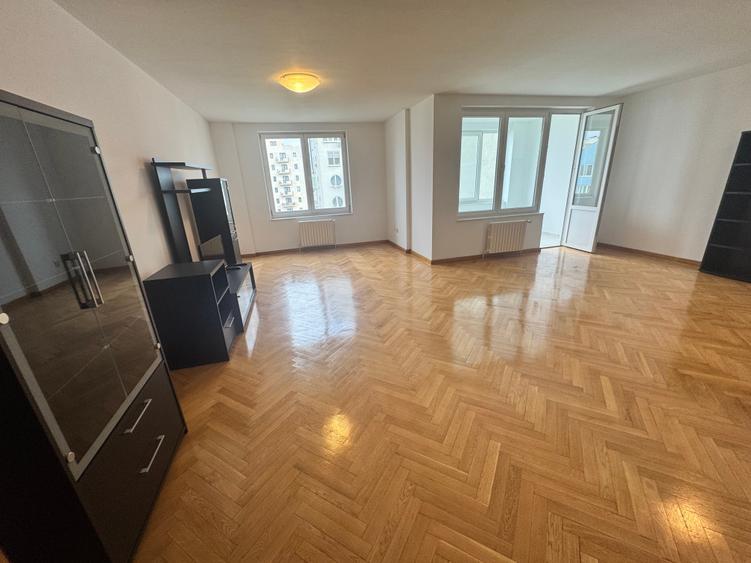 Apartament cu 2 camere decomandat în Calea Plevnei