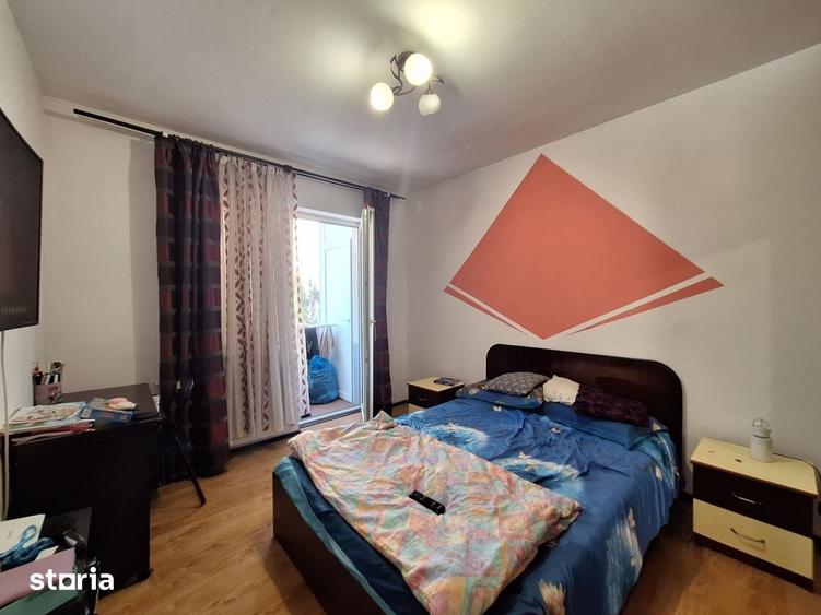 Apartament decomandat, 2 balcoane, zona KIK - 1