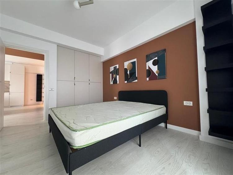Apartament cu 3 camere decomandat, mobilat în Fundeni