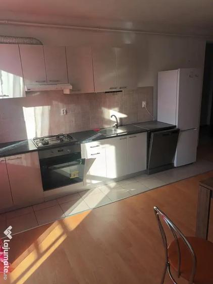 Apartament cu 2 camere decomandat în Florești