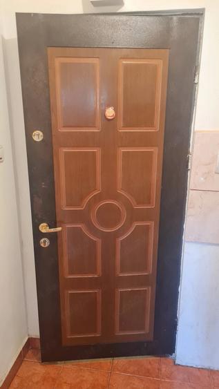 De inchiriat garsoniera in zona Lipovei - 8