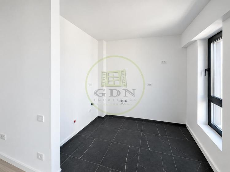 Apartament cu 2 camere semidecomandat în Sisești