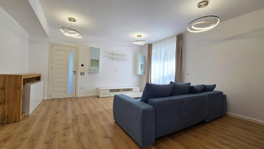 Casă cu Teren 305 Mp în Corbeanca