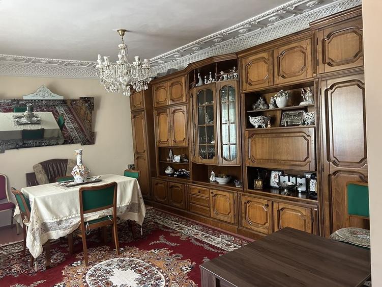 Casă cu 4 camere în Vasile Alecsandri