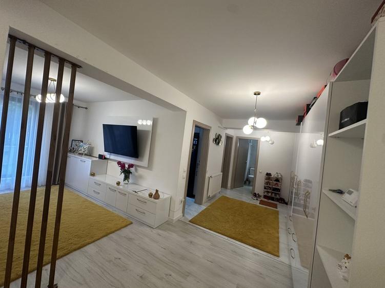 Apartament cu 2 camere decomandat, mobilat în Alexandriei