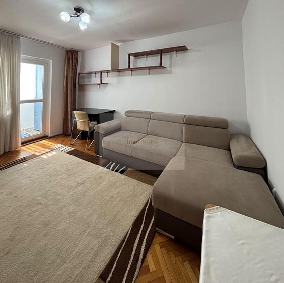 Apartament cu 3 camere decomandat, mobilat în Mănăștur