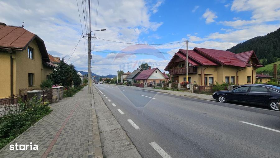 Teren de 4822 mp, în Sadova