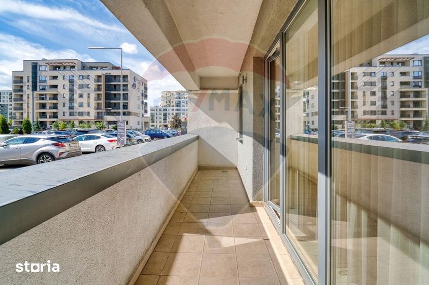 Apartament cu 3 camere decomandat, mobilat în Tractorul