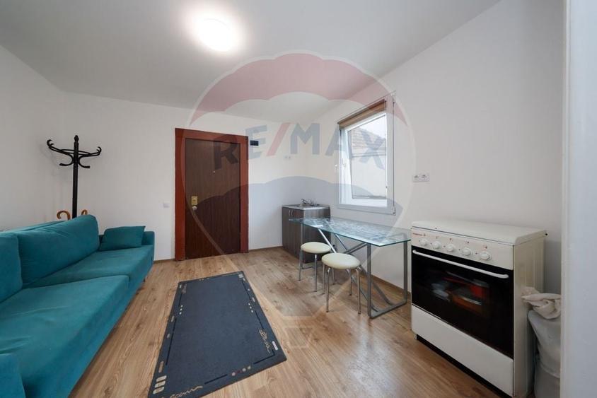 Casă individuală cu 3 camere cu Teren 145 Mp în Centrul Istoric