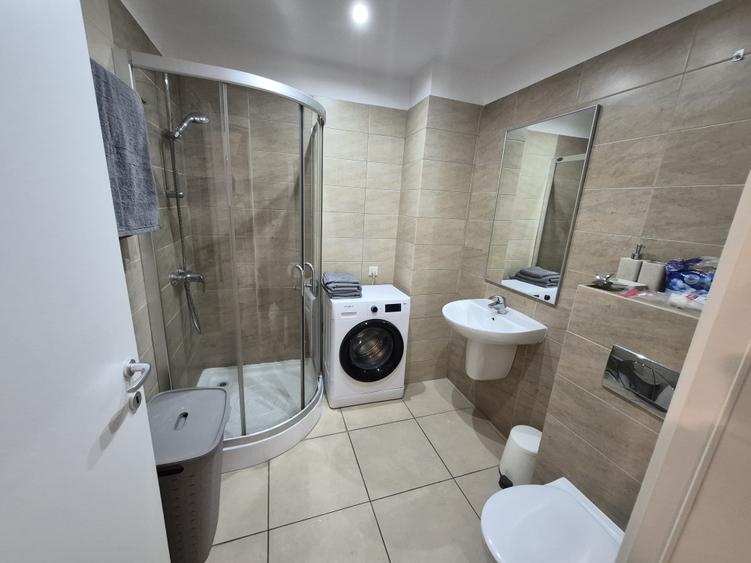 Apartament cu 2 camere semidecomandat în Băneasa