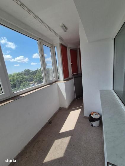 Apartament cu 4 camere decomandat în Gara