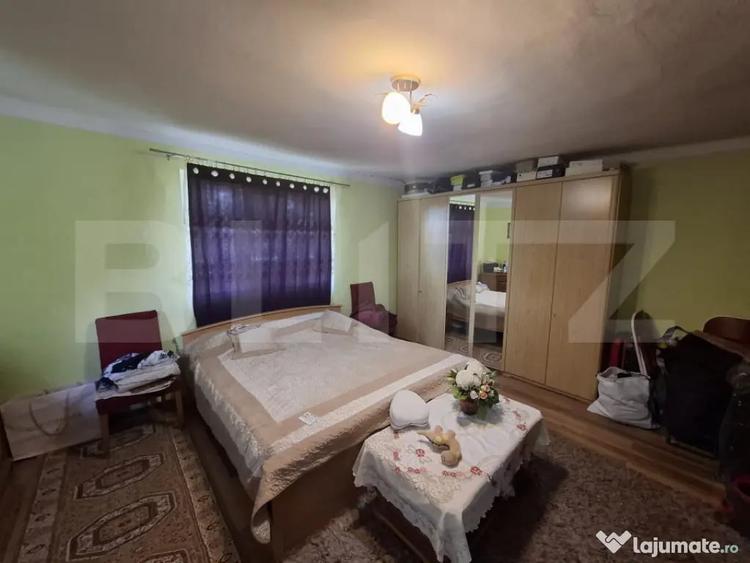 Casă cu 2 camere cu Teren 2880 Mp în Gelu