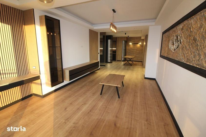 Spațiu comercial, de 1,100 mp, în Ultracentral